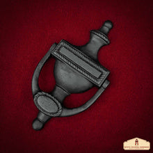Load image into Gallery viewer, Traditional Cast Iron Victorian Door Knocker: Ideal for Colonial, Retro, Steampunk, Gothic, Baroque, and Medieval Settings, (20.3x10.2) cm