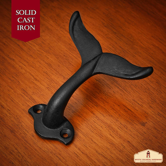 Rustic Cast Iron Wall Hooks : Ideal for Victorian, Colonial, Retro, Steampunk, Gothic, and Baroque Settings (8.6x8) cm