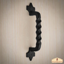 Load image into Gallery viewer, Rustic Cast Iron Door Pull Handle: Ideal for Victorian, Colonial, Retro, Steampunk, Gothic, Baroque, and Medieval Settings, (24.9x4.8) cm