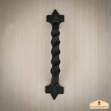Load image into Gallery viewer, Rustic Cast Iron Door Pull Handle: Ideal for Victorian, Colonial, Retro, Steampunk, Gothic, Baroque, and Medieval Settings, (24.9x4.8) cm