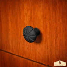 Load image into Gallery viewer, Hand Forged Iron Cabinet Knob Pull Antique Rustic Knobs for Kitchen Cabinet Drawer Pull Handles with Hardware: Pack of 4