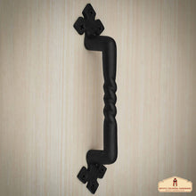 Load image into Gallery viewer, Rustic Cast Iron Door Pull Handle: Ideal for Victorian, Colonial, Retro, Steampunk, Gothic, Baroque, and Medieval Settings, (25x5.3) cm