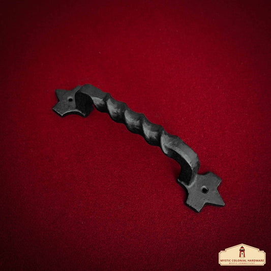 Rustic Cast Iron Door Pull Handle: Ideal for Victorian, Colonial, Retro, Steampunk, Gothic, Baroque, and Medieval Settings, (24.9x4.8) cm