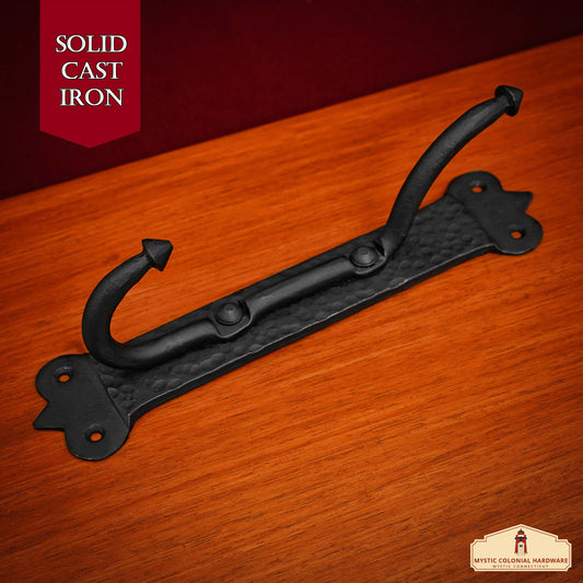 Rustic Cast Iron Wall Hook: Ideal for Victorian, Colonial, Retro, Steampunk, Gothic, and Baroque Settings (21.5x3.8) cm