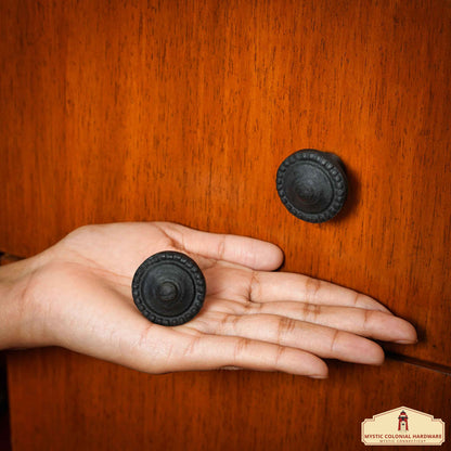 Hand Forged Iron Cabinet Knob Pull Antique Rustic Knobs for Kitchen Cabinet Drawer Pull Handle with Hardware