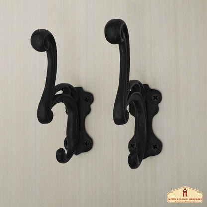 Rustic Cast Iron Wall Hooks Set of 2: Ideal for Victorian, Colonial, Retro, Steampunk, Gothic, and Baroque Settings (12x3.8) cm