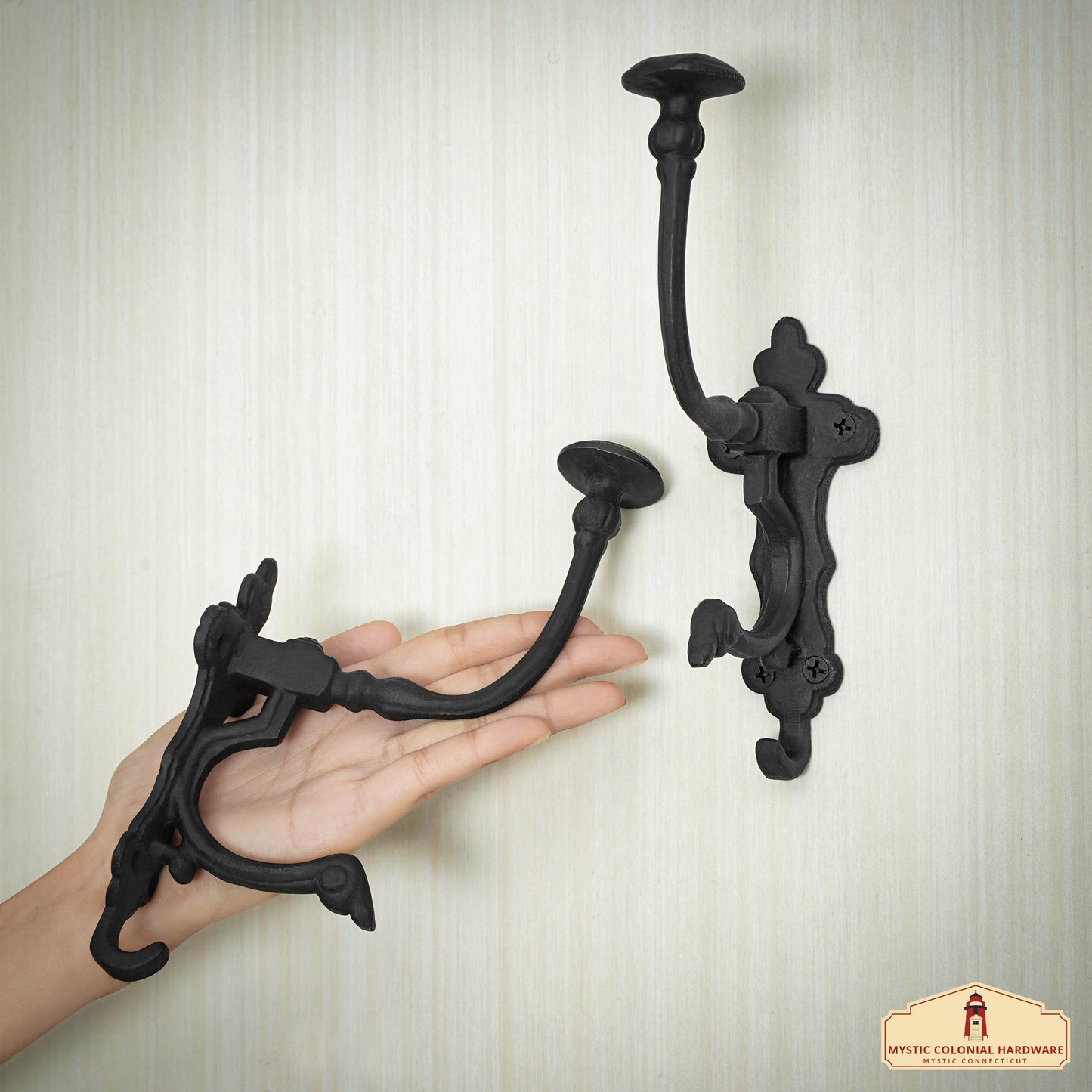 Rustic Cast Iron Wall Hooks Set of 2: Ideal for Victorian, Colonial, Retro, Steampunk, Gothic, and Baroque Settings (19.4x5.3) cm
