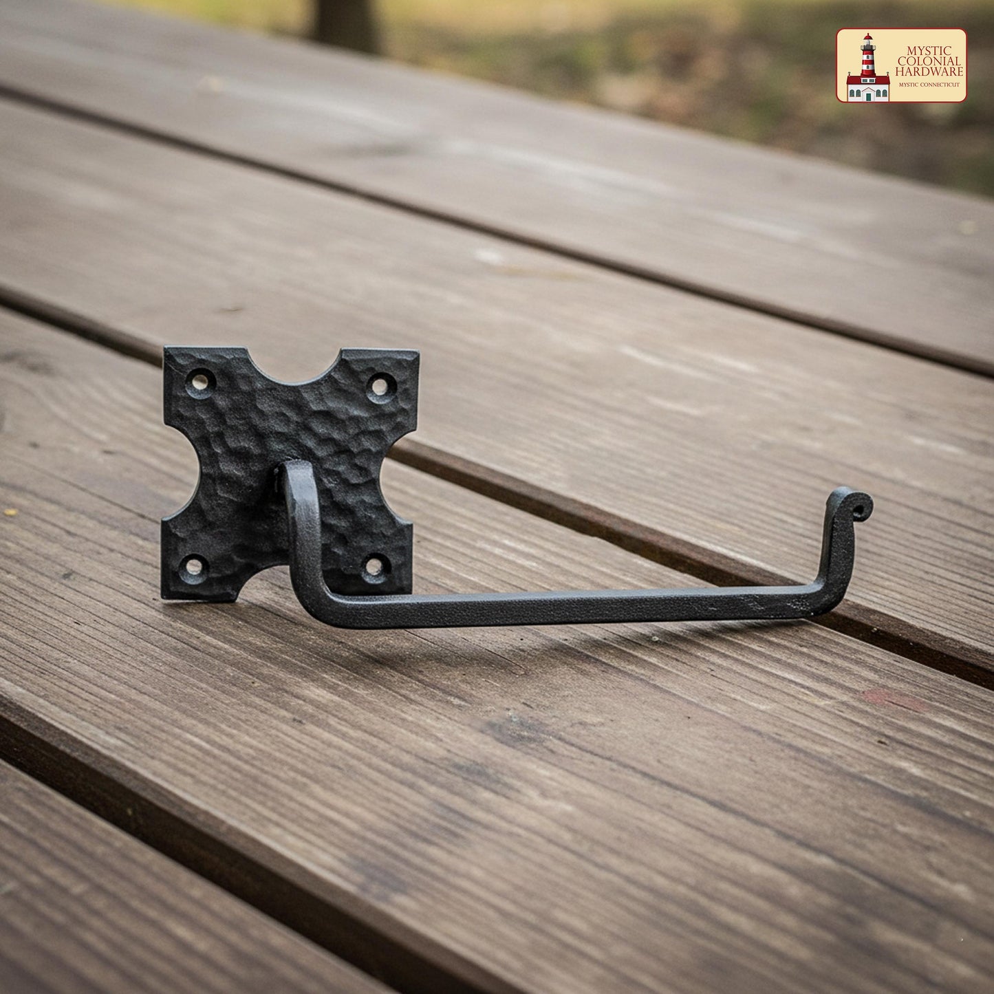 Rustic Hand Forged Iron Wall Mounting Toilet Paper Hanger: Ideal for Victorian, Colonial, Retro, Steampunk, Gothic, Baroque, and Medieval Bathroom Settings, (20.3x4.7) cm