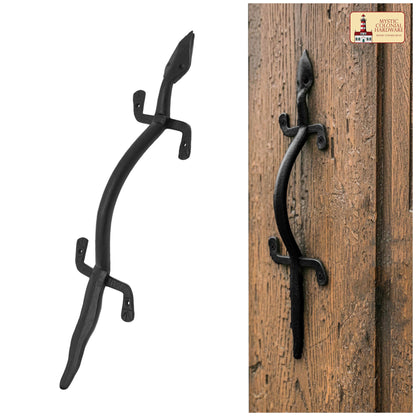 Rustic Hand Forged Iron Lizard Gate / Door Pull: Ideal for Victorian, Colonial, Retro, Steampunk, Gothic, Baroque, and Medieval Settings, (52.5x14) cm
