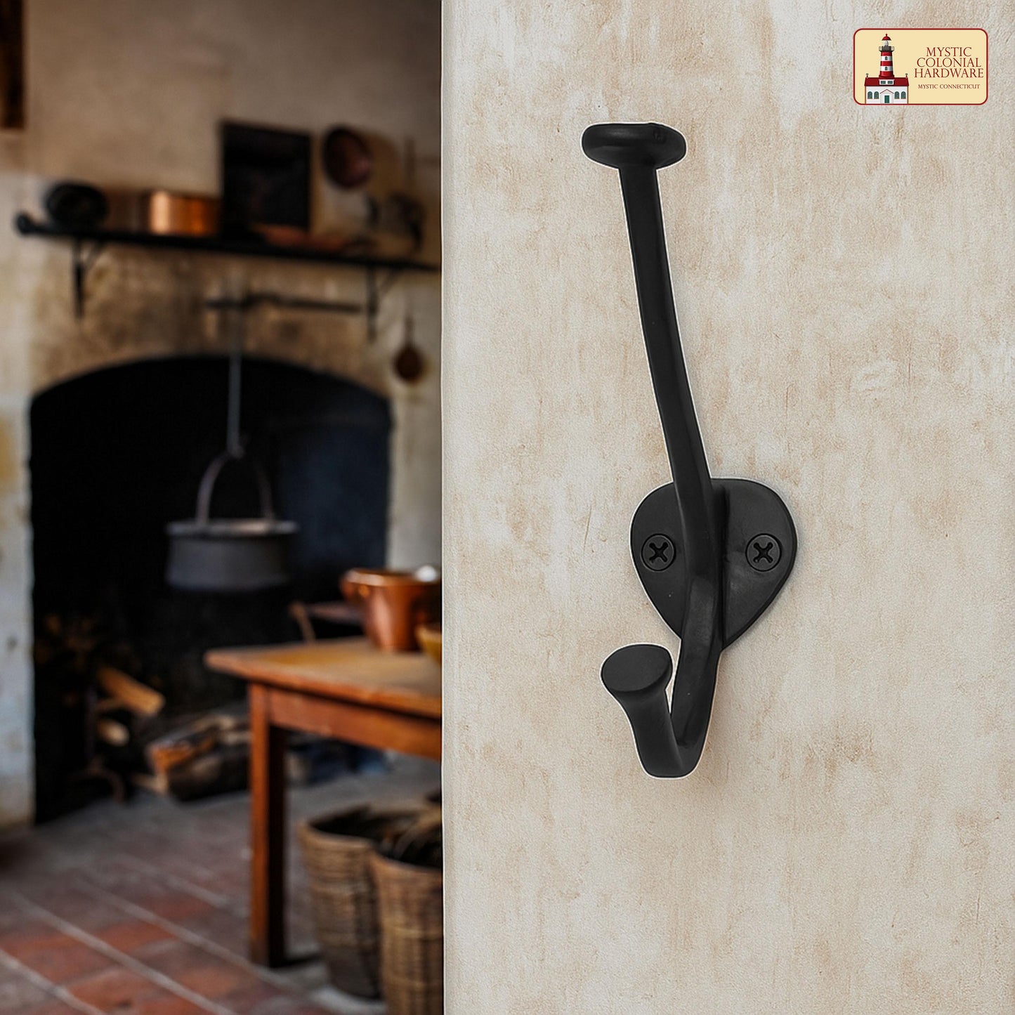 Rustic Cast Iron Wall Hooks Set of 2: Ideal for Victorian, Colonial, Retro, Steampunk, Gothic, and Baroque Settings (13.4x3.8) cm