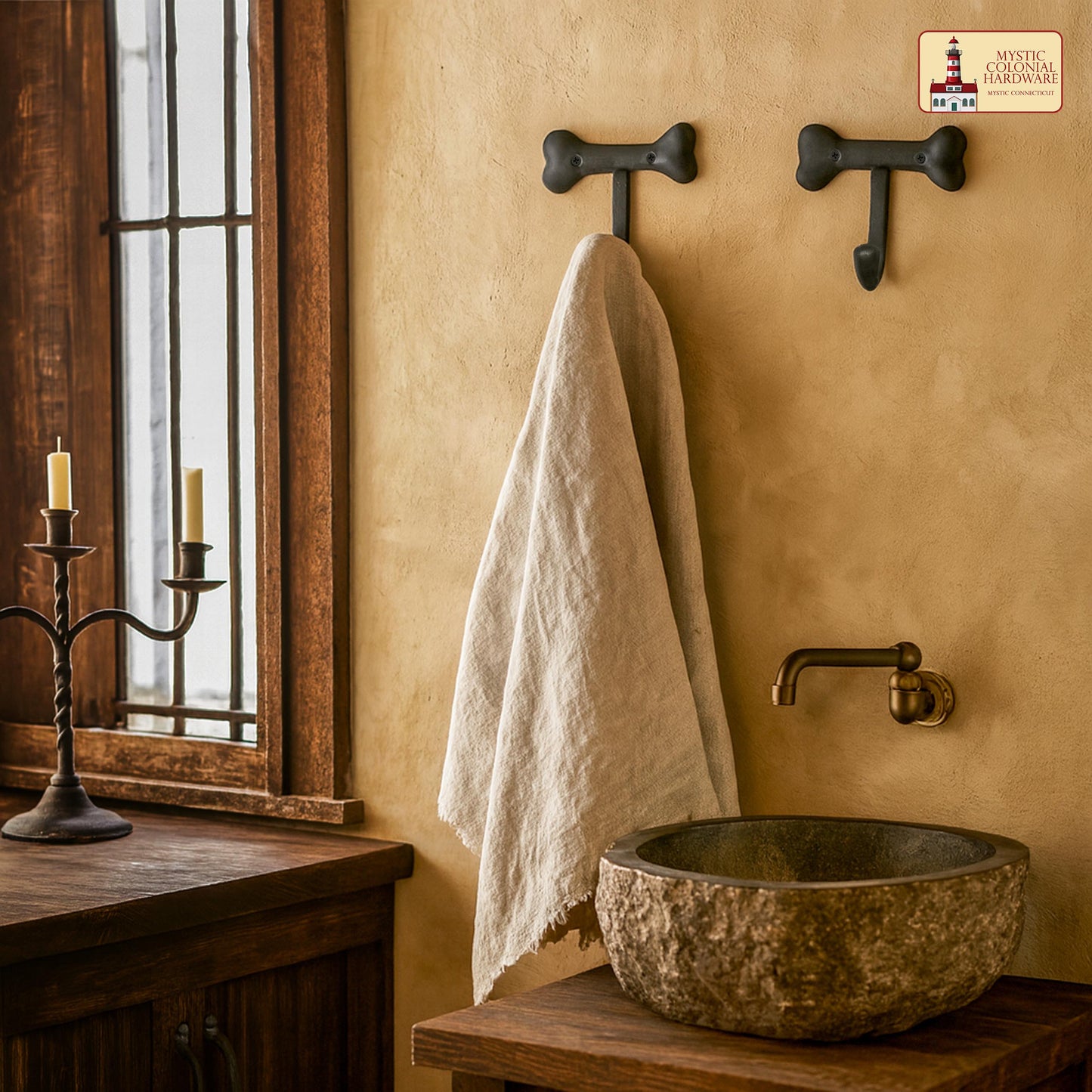 Rustic Hand Forged Iron Wall Hooks Set of 2: Ideal for Victorian, Colonial, Retro, Steampunk, Gothic, and Baroque Settings (11.2x10) cm