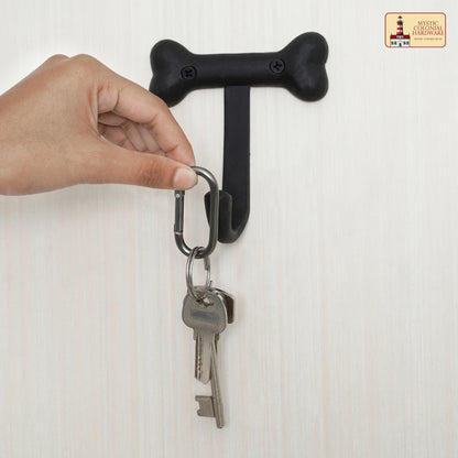 Rustic Hand Forged Iron Wall Hooks Set of 2: Ideal for Victorian, Colonial, Retro, Steampunk, Gothic, and Baroque Settings (11.2x10) cm