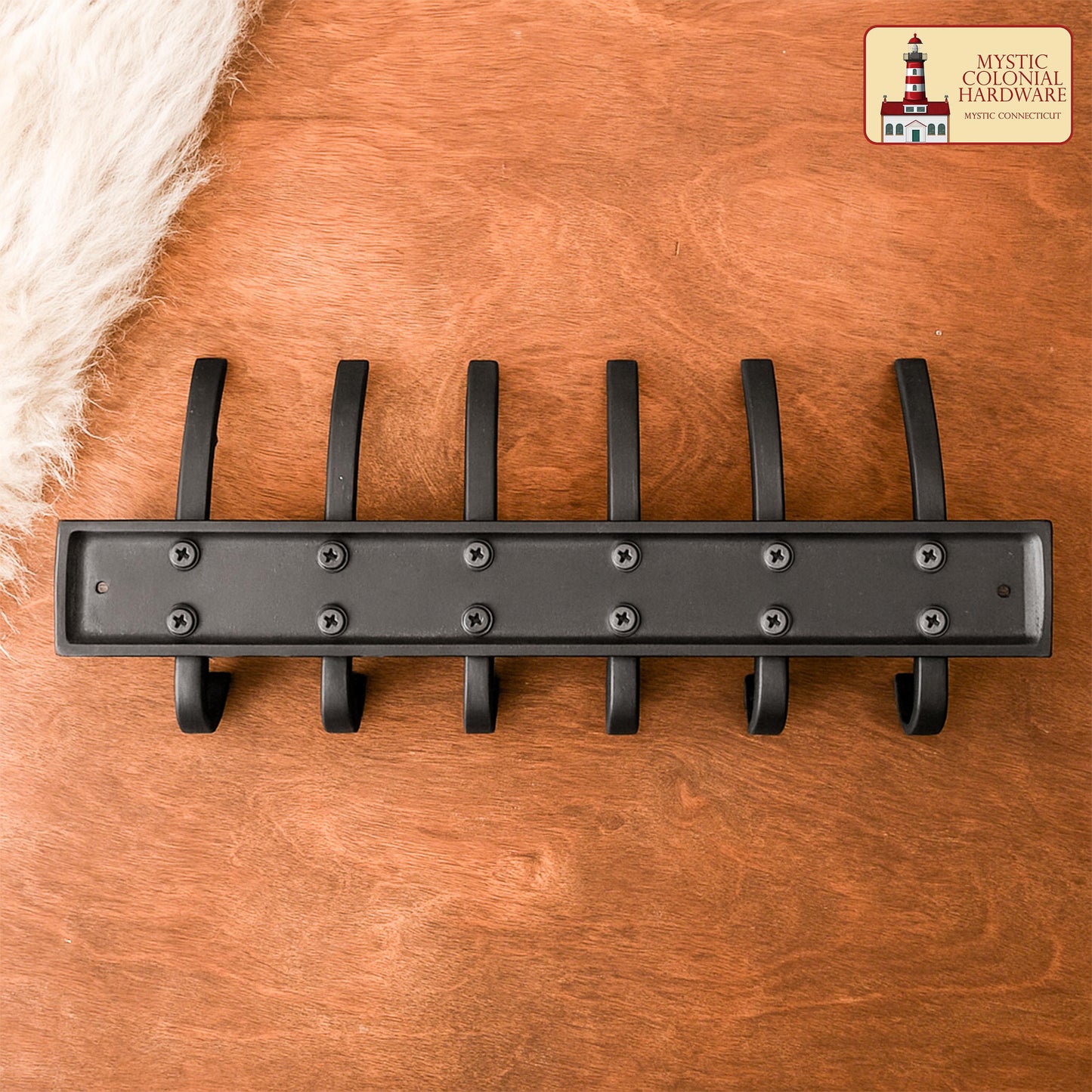 Rustic Hand Forged Iron Wall Hooks Set of 6: Ideal for Victorian, Colonial, Retro, Steampunk, Gothic, and Baroque Settings (32.5x14.4) cm